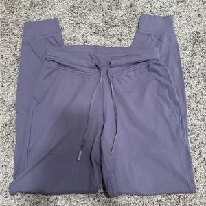 Lululemon ready to rulu joggers in dusky lavender - size 4